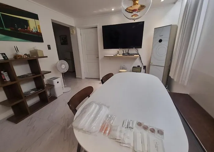 Awesom Bliss 서울중심위치 3r3b 창덕궁 경복궁 명동 동대문 Appartement Seoel