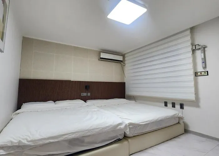 Awesom Bliss 서울중심위치 3r3b 창덕궁 경복궁 명동 동대문 Appartement